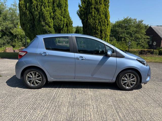 2017 Toyota Yaris 1.0 VVT-i Icon Tech 5dr