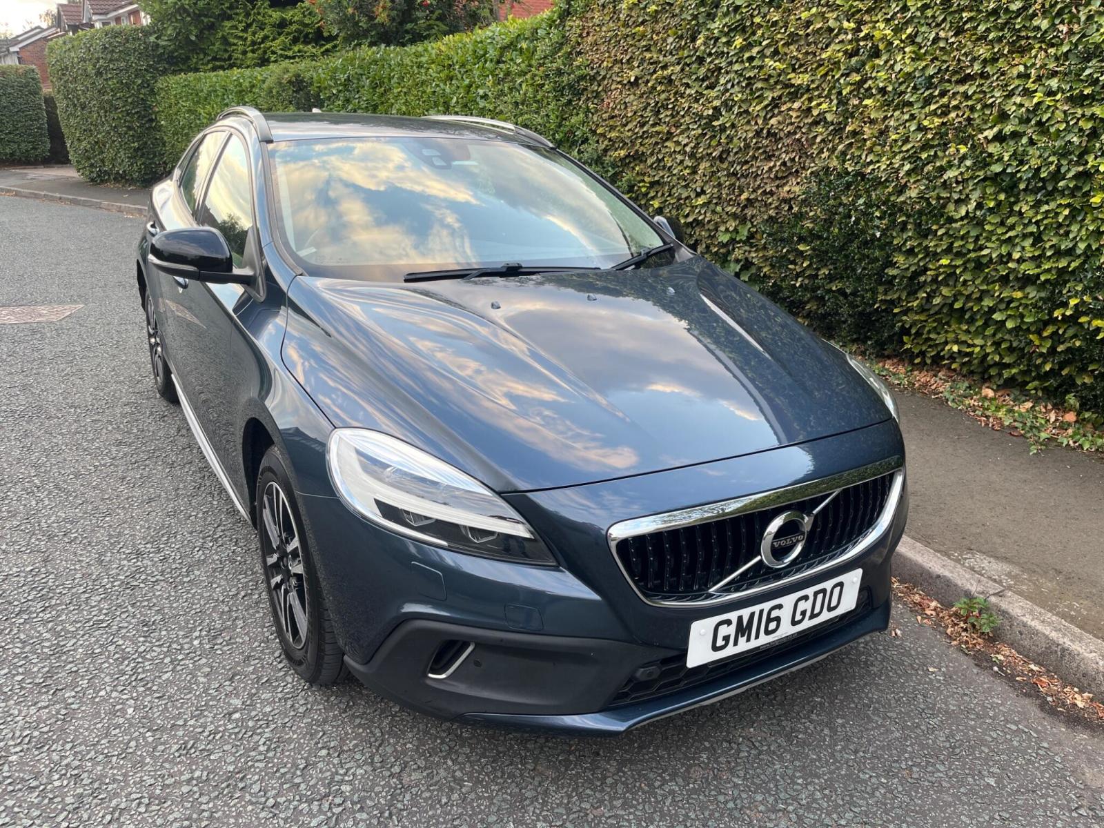 2016 Volvo V40 Cross Country