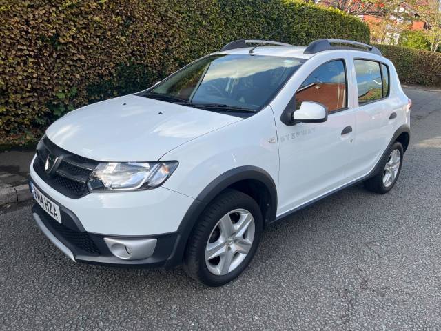 2014 Dacia Sandero Stepway 0.9 TCe Laureate 5dr