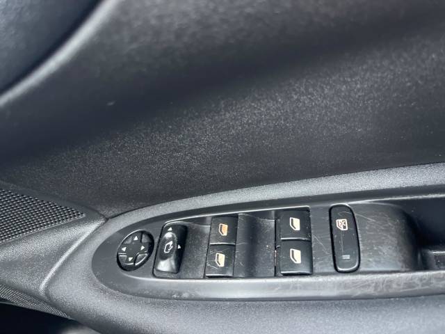 2012 Citroen C4 1.6 VTi VTR+ 5dr Auto