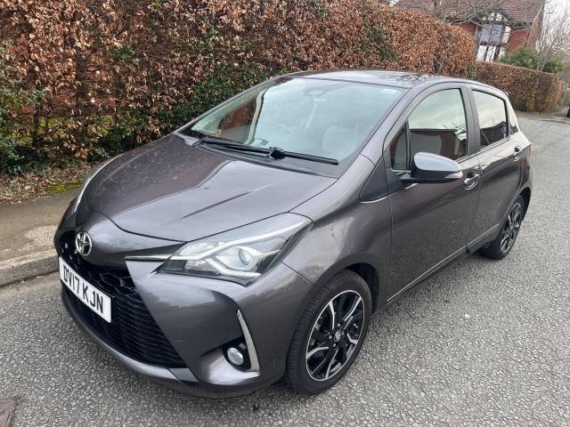 Toyota Yaris 1.5 VVT-i Design 5dr Hatchback Petrol GREY