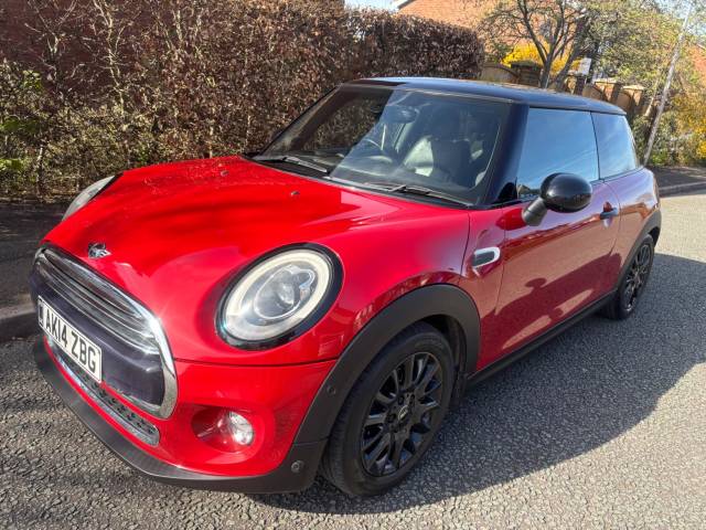 Mini Hatch 1.5 Cooper D 3dr Auto Hatchback Diesel RED