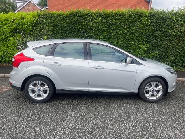 2014 Ford Focus 1.6 Zetec 5dr