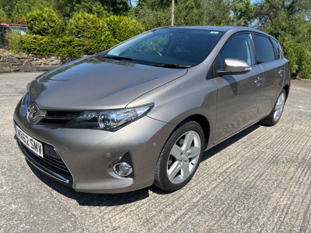 Toyota Auris 1.6 V-Matic Excel 5dr Hatchback Petrol BRONZE