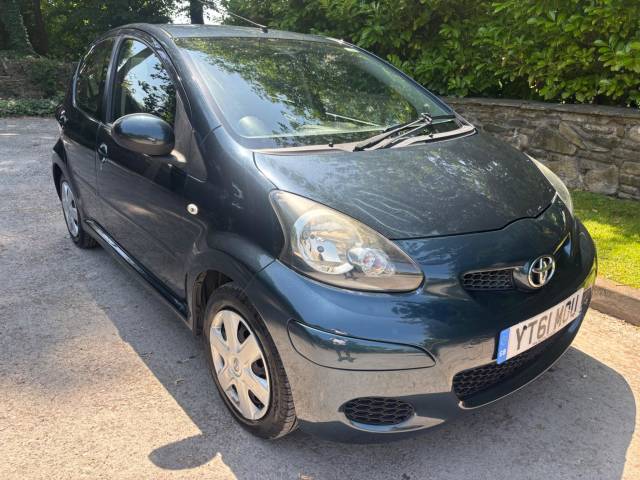 Toyota Aygo 1.0 VVT-i Ice 5dr Hatchback Petrol GREEN