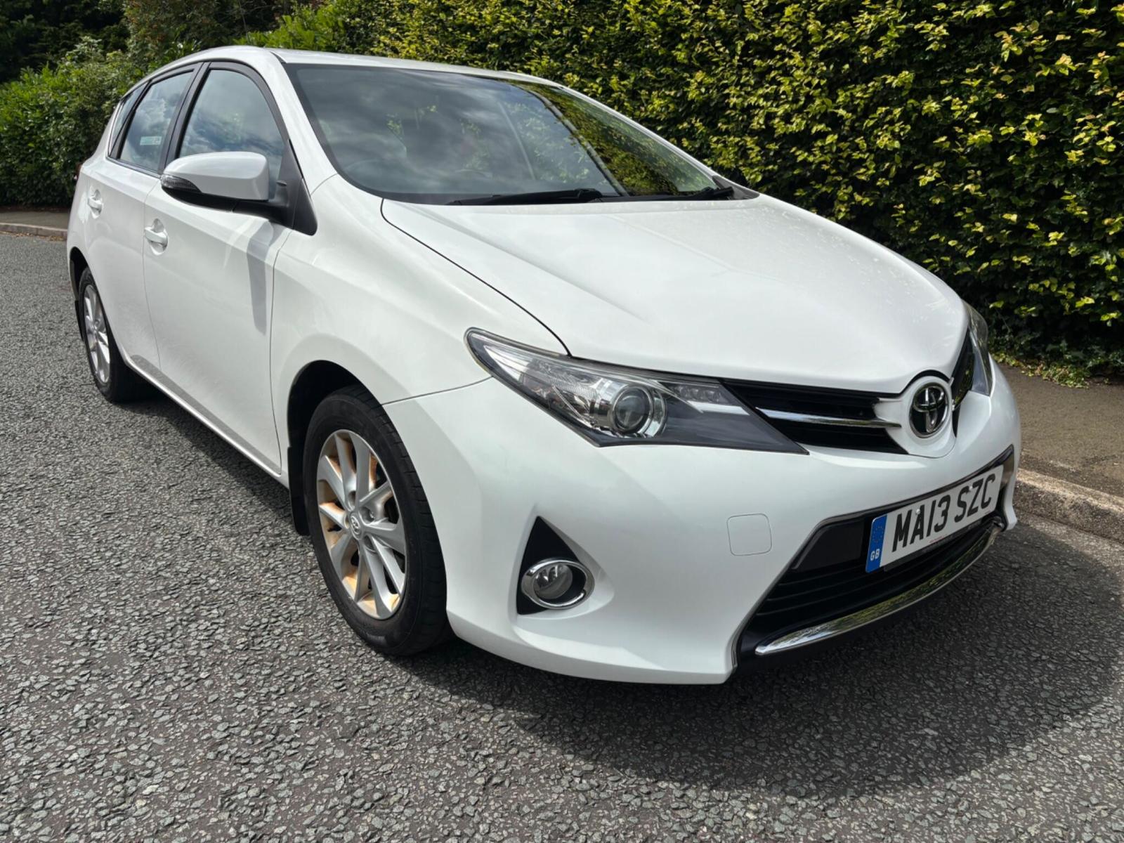2013 Toyota Auris