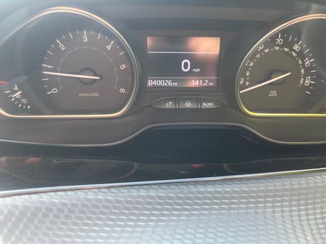 2016 Peugeot 2008 1.6 BlueHDi 100 Allure 5dr