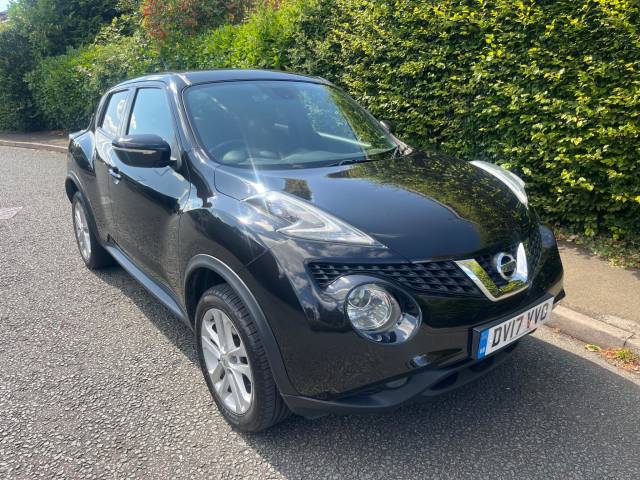 Nissan Juke 1.6 N-Connecta 5dr Xtronic Hatchback Petrol BLACK