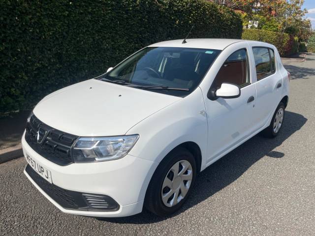 Dacia Sandero 1.0 SCe Ambiance 5dr Hatchback Petrol WHITE
