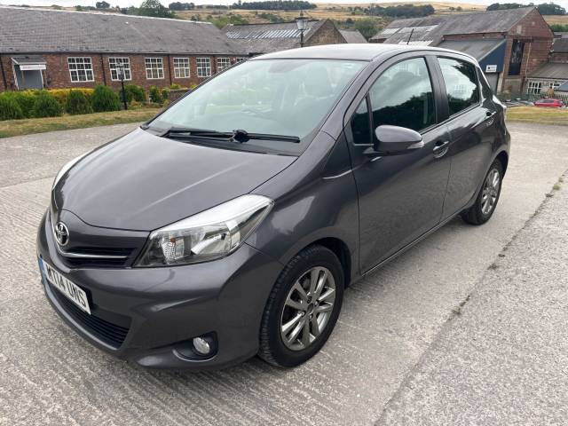 Toyota Yaris 1.33 VVT-i Icon+ 5dr Hatchback Petrol GREY