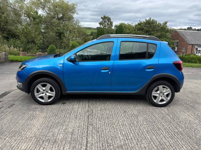 2015 Dacia Sandero Stepway 0.9 TCe Laureate 5dr