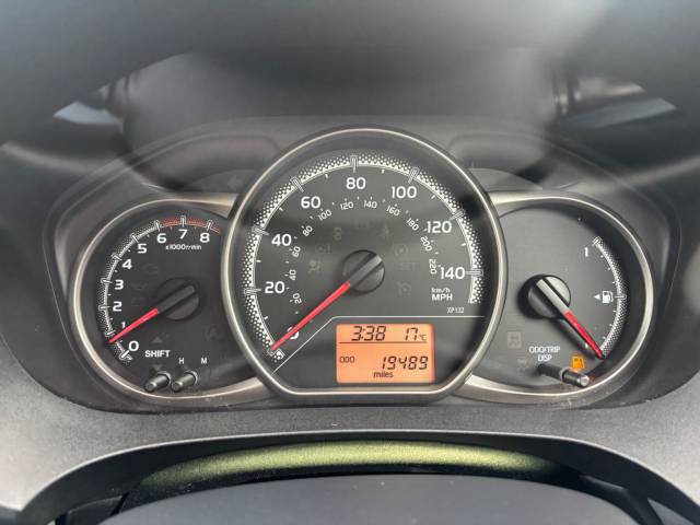 2015 Toyota Yaris 1.33 VVT-i Icon 5dr