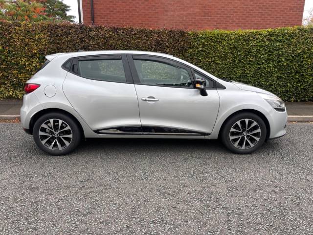 2014 Renault Clio 1.2 16V Dynamique MediaNav 5dr