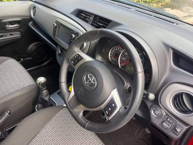 2014 Toyota Yaris 1.33 VVT-i Icon+ 5dr